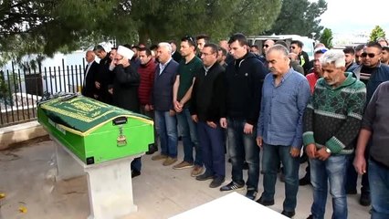 Kazada Ölen Kadın Motosiklet Sürücüsü Gözyaşlarıyla Uğurlandı