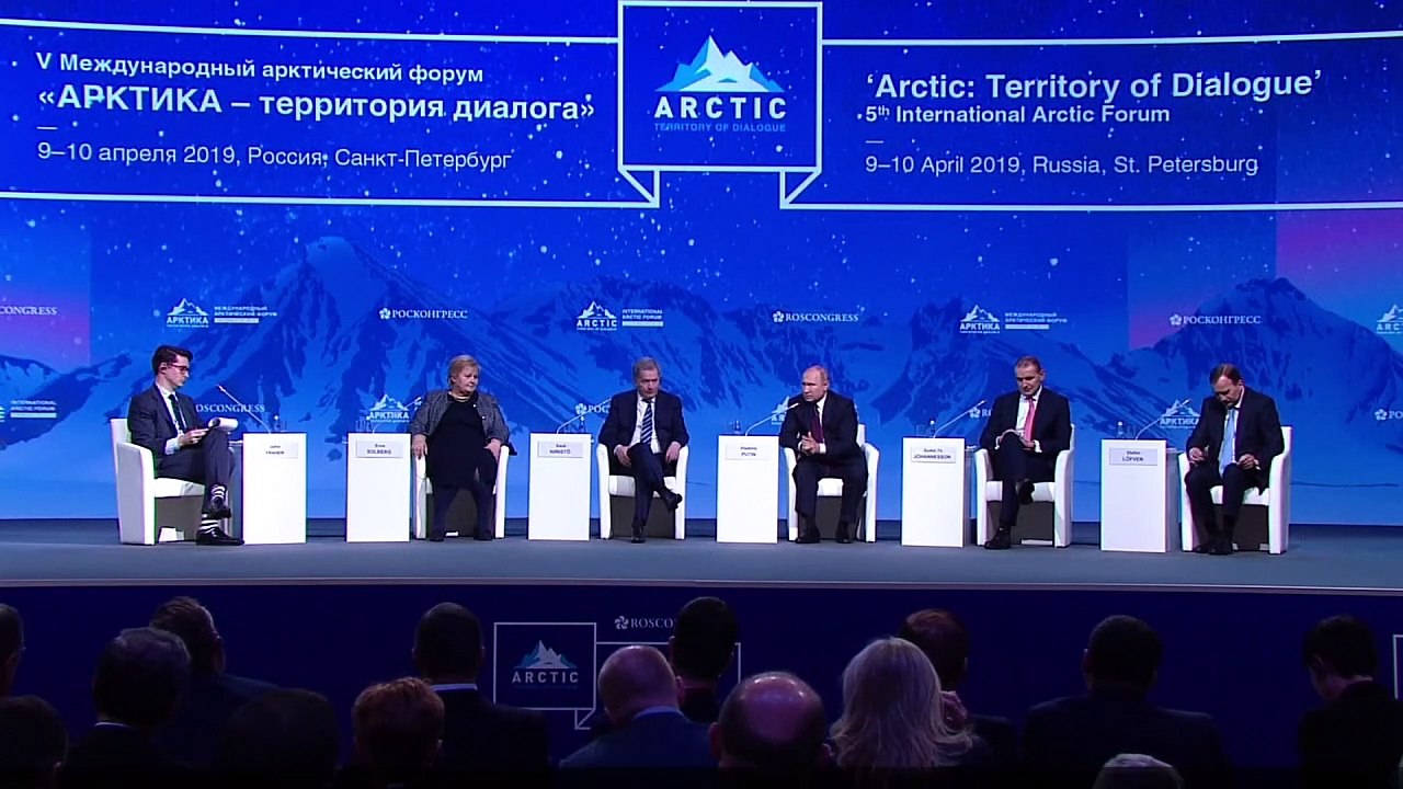 Putin: Mueller investigation a 'complete nonsense'