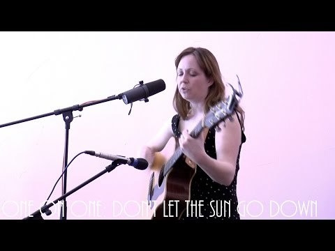 ONE ON ONE: Daphne Lee Martin - Don't Let The Sun Go Down 03/16/15 Austin, TX Outlaw Roadshow
