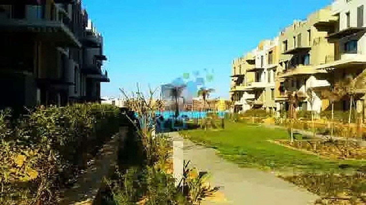 شقه بموقع مميز للبيع فى ايست تاون القاهره الجديده