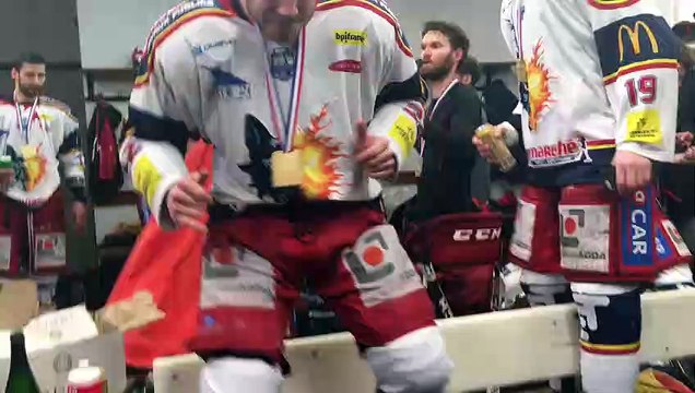 Ambiance fin de vestiaire avec les Brûleurs de Loups