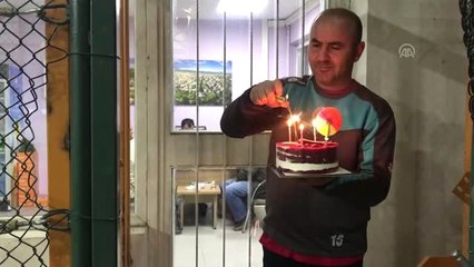 Halı Sahada Polislere Sürpriz