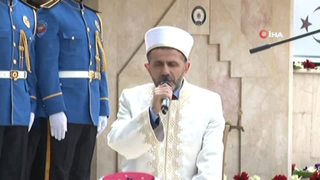 Bakan Soylu, Cebeci Polis Şehitliği'nde Anma Törenine Katıldı