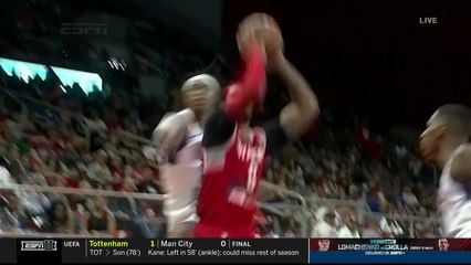 Gary Payton II rises up and throws it down