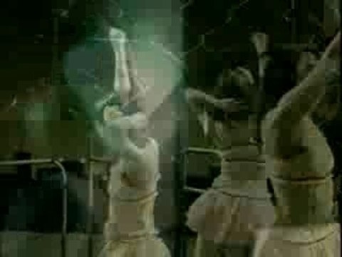 Berryz Koubou - Jiriri Kiteru subs spanish