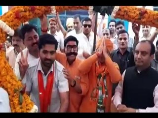 जब मंच से भाषण देते हुए भावुक हए बाबा बालकनाथ-Balak nath-get-emotional-during-speech-in alwar