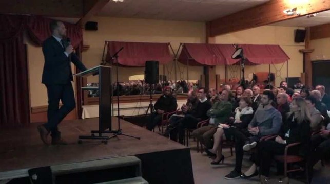 Theo Francken donne sa conférence annulée à Verviers dans son fief de Lubbeek