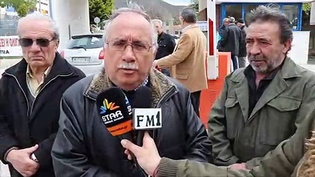 Συγκέντρωση συνταξιούχων στο νοσοκομείο της Λαμίας