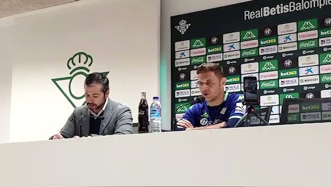 Joaquín Muestra su Apoyo a Joaquín Caparrós