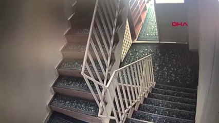 Adıyaman Mescitten Yardım Kutusu Hırsızlığı Güvenlik Kamerasında