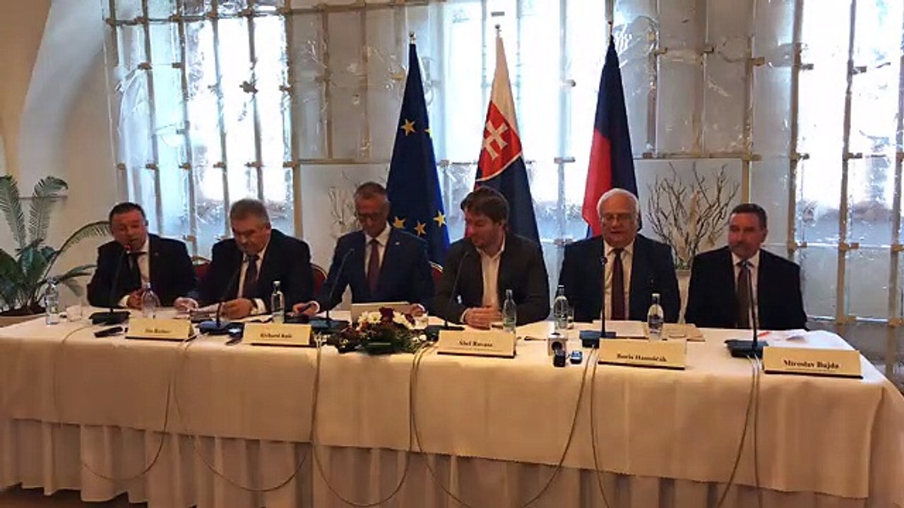 ZÁZNAM: Tlačová konferencia po výjazdovom rokovaní vlády