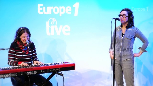 Brigitte chante Carnivore en live sur Europe 1