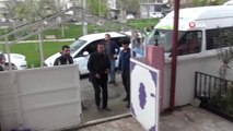 Siverek'te Kavga İhbarına Giden Polislere Sürpriz Kutlama