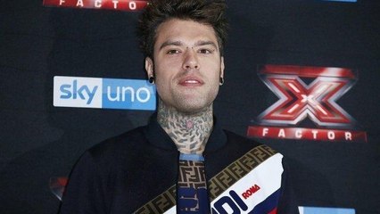 Fedez e lo scherzo 'architettato' con il sosia alla nonna: 'Ma non mi riconosci?'