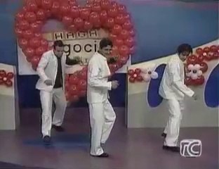 YERBA BUENA ECUADOR - SIKI SIKI  Cumbia  En vivo