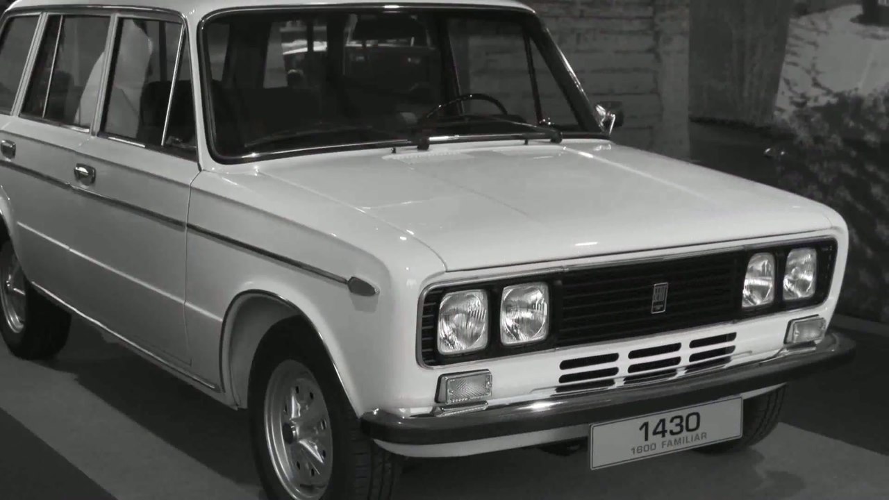 SEAT celebra el 50º aniversario del 1430 y del 850 Spider en la Techno Classica de Essen