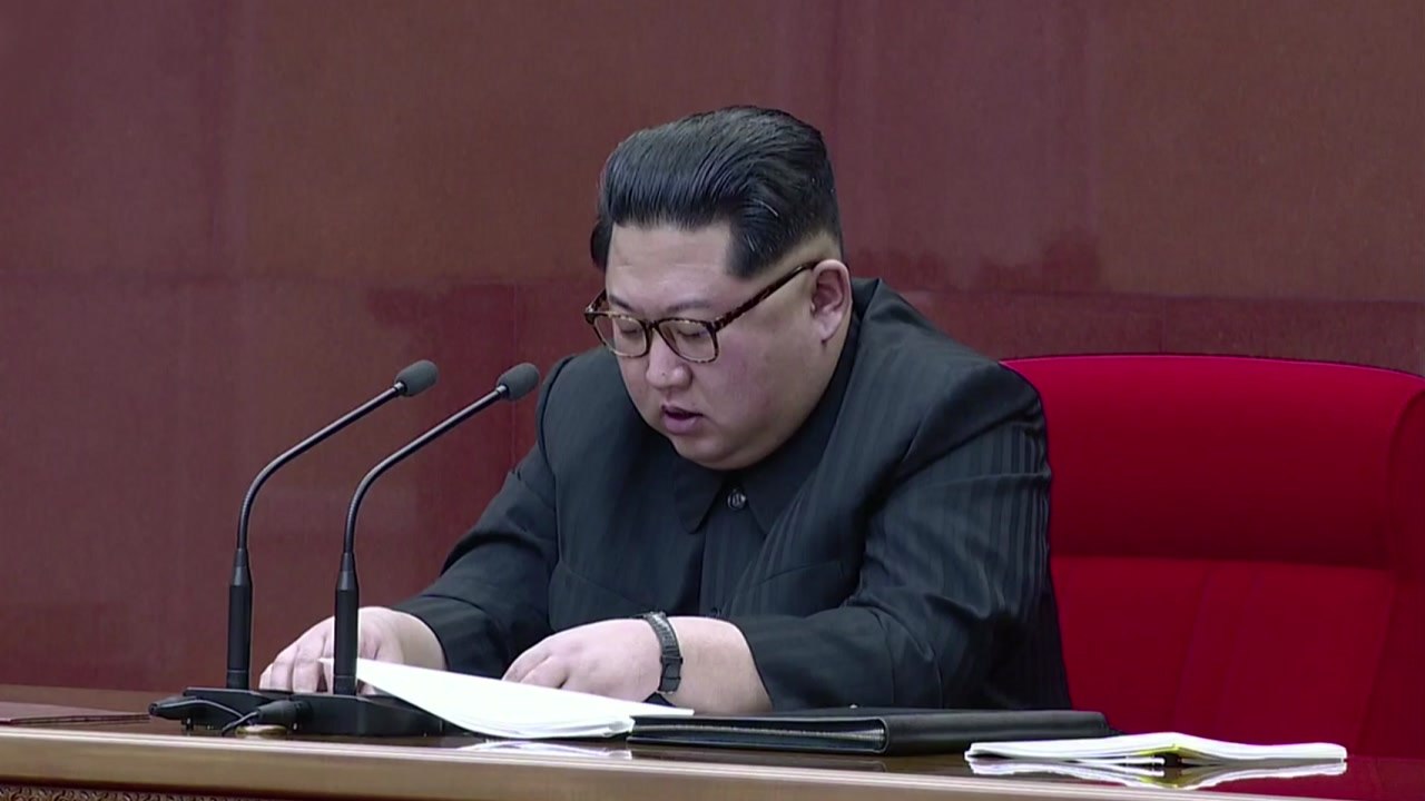 김정은, 제재 장기화 대비?..."제재 굴복 오판세력 타격·자력갱생" 강조 / YTN