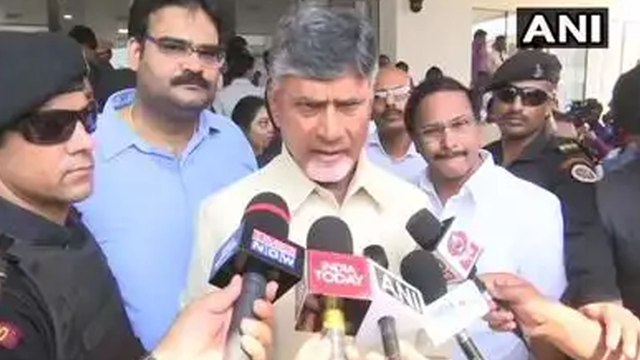 AP Assemebly Elections 2019 : ఓట్లు టీడీపీకి వేస్తే వైసీపీకి వెళ్తున్నాయి ఏంటీ ? : చంద్ర‌బాబు
