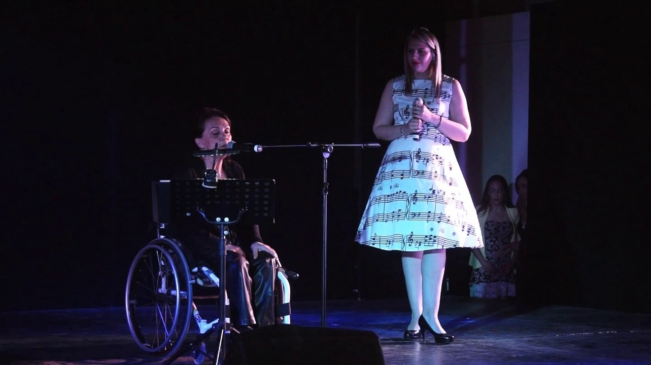 "Quand on a que l'amour" de Jacques Brel par les élèves de Thau Voice Académie