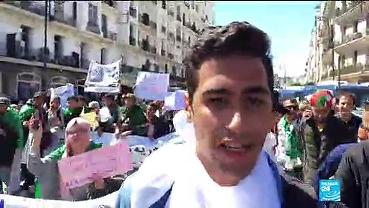 Les étudiants refusent la nomination d'Abdelkader Bensalah en ALGÉRIE