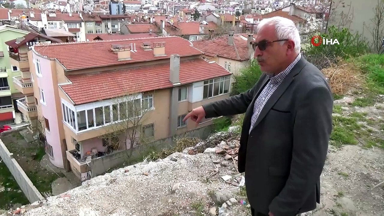 Heyelan riski nedeniyle restorasyonu geciken cami 3.5 yıldır ibadete açılmayı bekliyor