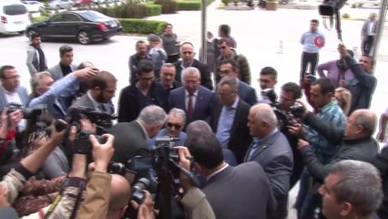 Deniz Baykal, Muhittin Böcek'i ziyaret etti