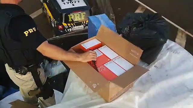 PRF apreende mercadorias contrabandeadas na BR-277