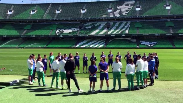 Charla antes del Entrenamiento del Real Betis Féminas