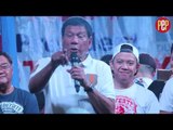 Rodrigo Duterte blames Mar Roxas for MRT woes