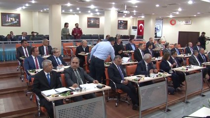 Yeni meclis toplandı