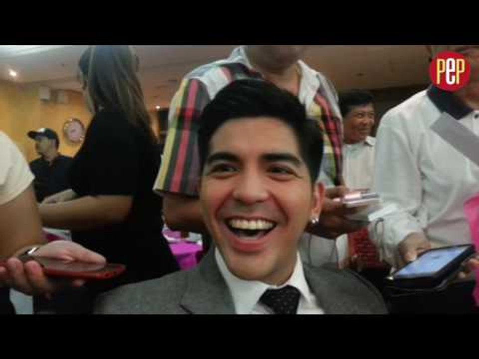 Winwyn Marquez helps Mark Herras to be wise with his money