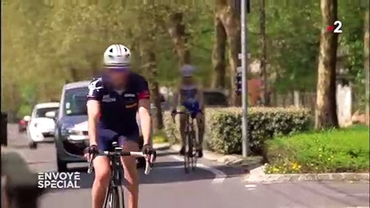 "La mort, c'est de rouler comme un con à vélo", ose un spot suisse de prévention routière