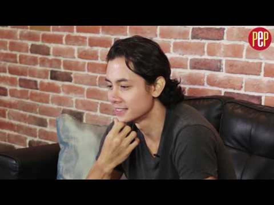 JC Santos on posing for Cosmopolitan: "Nagugulat lang ako dun sa idea ng hubad."