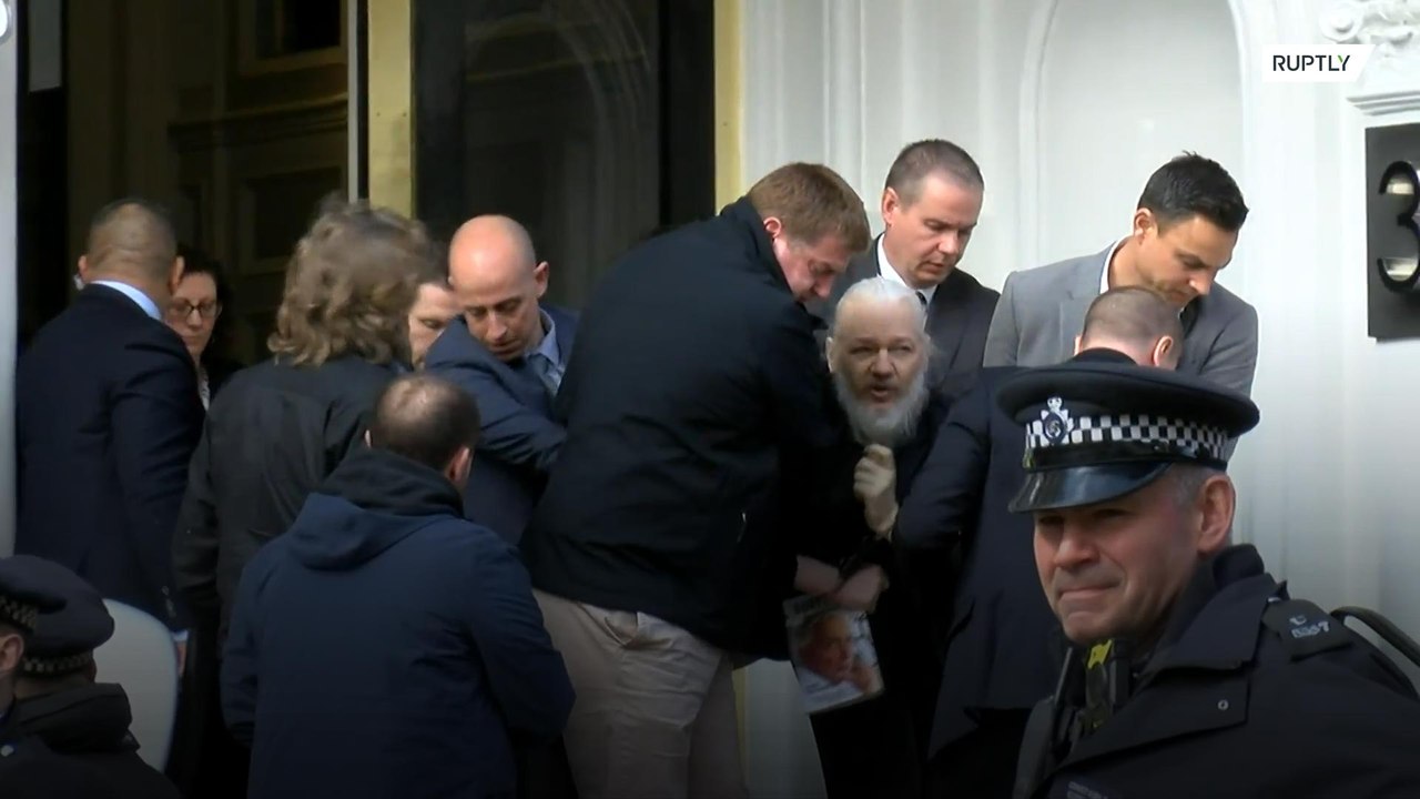 WikiLeaks founder Julian Assange arrested at London’s Ecuadorian embassy