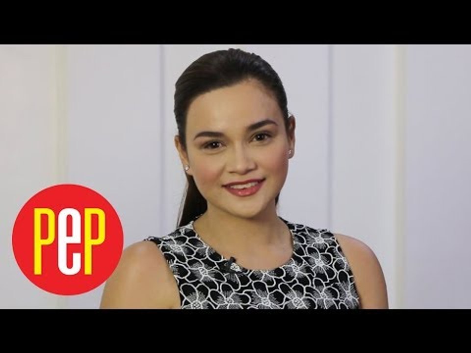 Yasmien Kurdi teaches Arabic words
