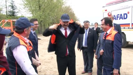 Sel ve afetlere bu araç ile müdahale edecekler