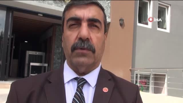 Nusaybin'de 7. Kez Seçilen Muhtar Mazbatasını Aldı