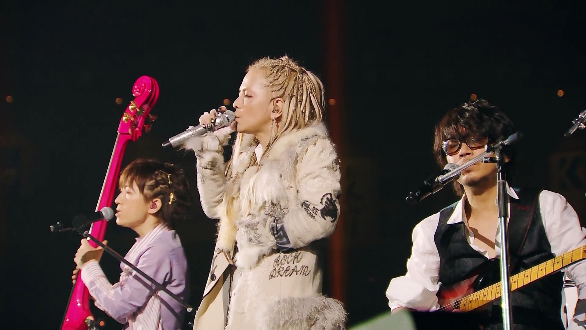 3人でハモり 未来世界 Live L Arc En Ciel Butterfly ラルク Laruku Mirai Sekai 動画 Dailymotion