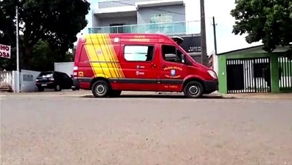 Mulher fratura o punho ao sofrer queda no Bairro Neva