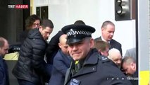 Wikileaks'in kurucusu Assange Londra'da çıkarıldığı mahkemece tutuklandı