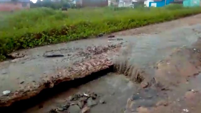 Lama, Lixo e Buracos no Bessa em Pedras de Fogo