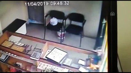 Kuyumcudan Silahlı Soygun - İki Şüpheli Yakalandı