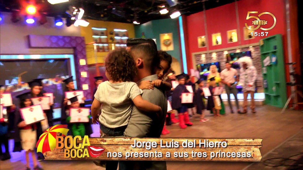 Jorge Luis del Hierro no solo es cantante también un gran padre y esposo