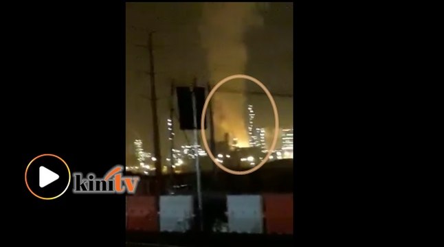 Gegaran kuat ibarat bom, netizen rakam Rapid Pengerang terbakar