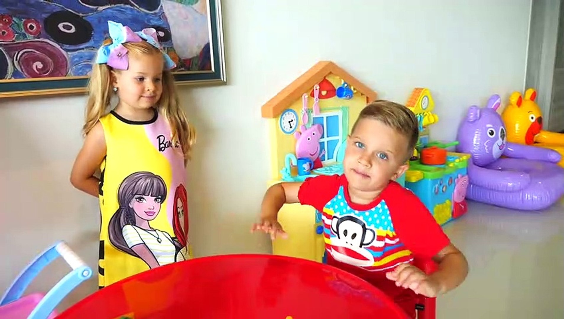 Diana And Roma Playing In Cafe New 2019 Kid Tv Video Dailymotion