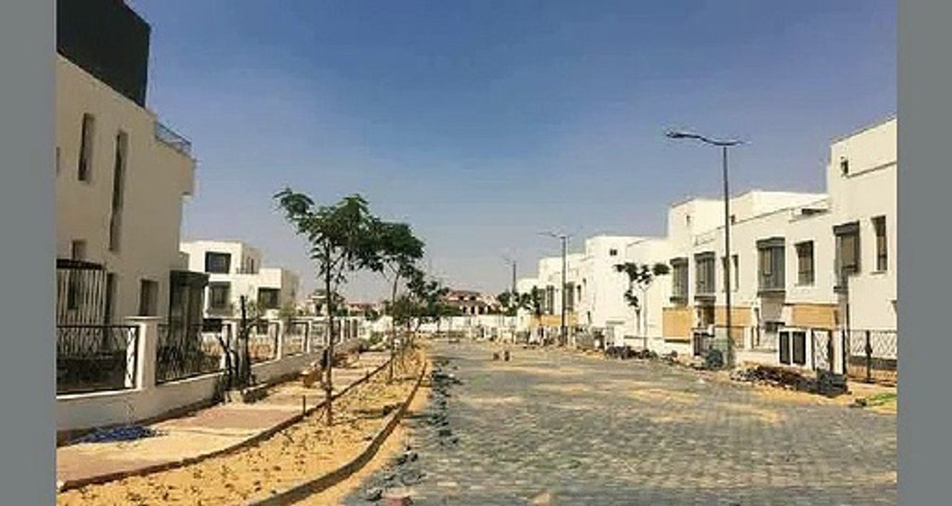 تاون هاوس كورنر في موقع متميز جدا على المناظر الطبيعية فيليت سوديك سعر مذهل