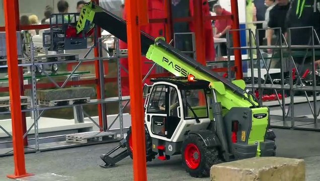 RC محمل PASSIONIS 660-80! الصليب الأحمر رافعة شوكية في العمل! جديد مركبات الصليب الأحمر 2019