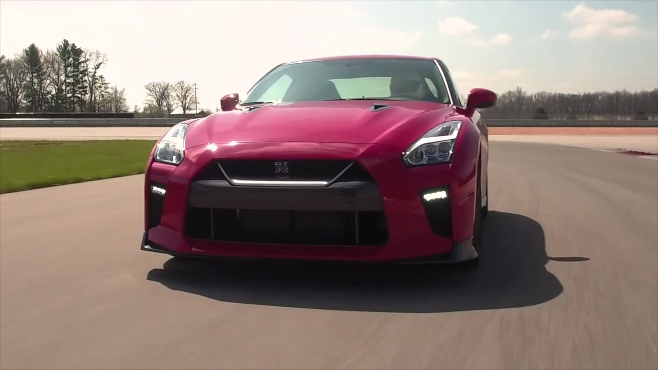 Der Nissan GT-R ist Allradauto des Jahres 2019