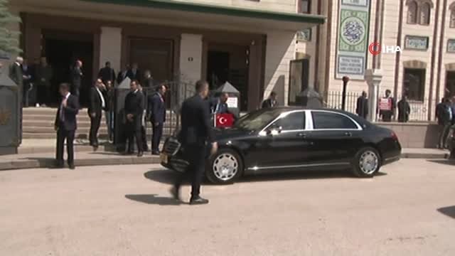 Cumhurbaşkanı Erdoğan, Cuma Namazını Başyazıoğlu Camii'nde Kıldı