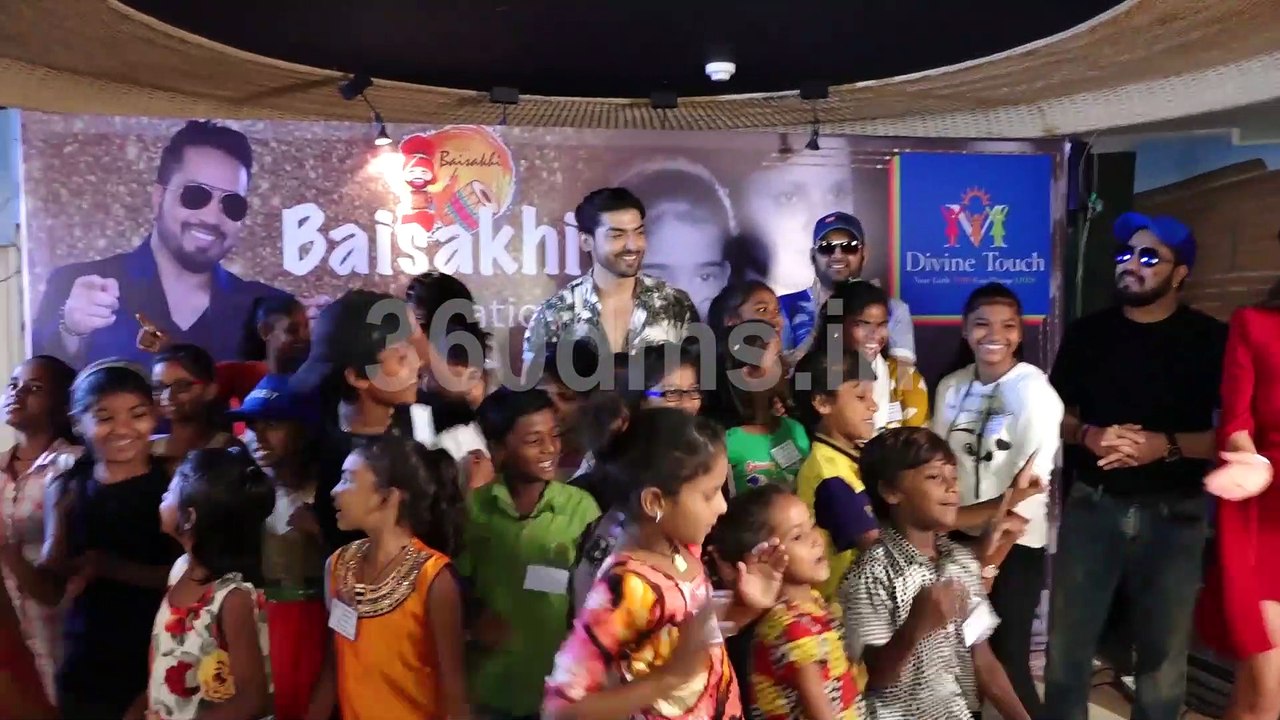 Watch How Mika Singh Celebrates Baisakhi with Sharma and Gurmeet Choudhary
